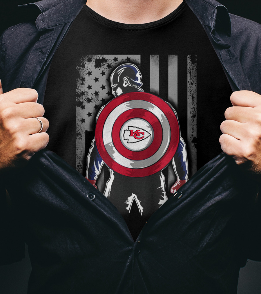 Kansas City Chiefs Captain America Shield With American Flag T-Shirt