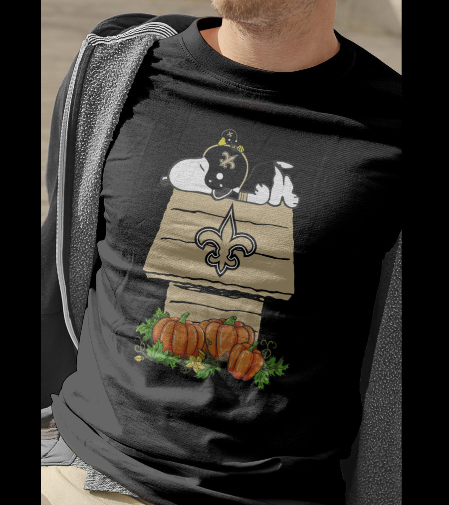 New Orleans Saints Snoopy Doghouse Pumpkin Patch T-Shirt