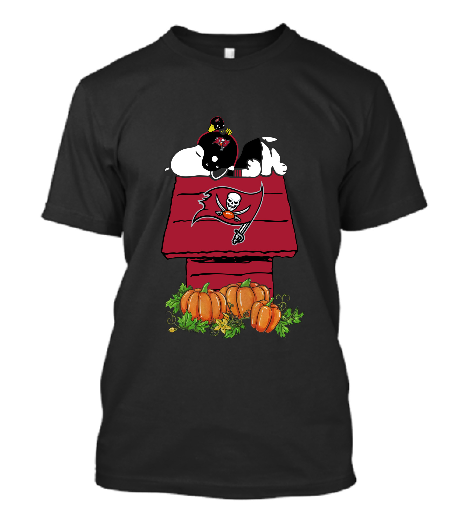 Tampa Bay Buccaneers Snoopy Pumpkin House Skull Flag T-Shirt