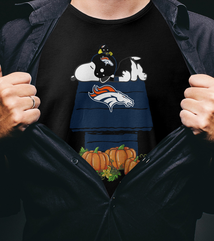 Denver Broncos Snoopy Halloween Pumpkin House T-Shirt