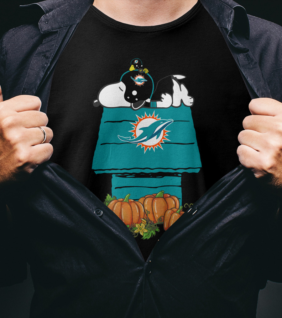 Miami Dolphins Snoopy Halloween Pumpkins T-Shirt