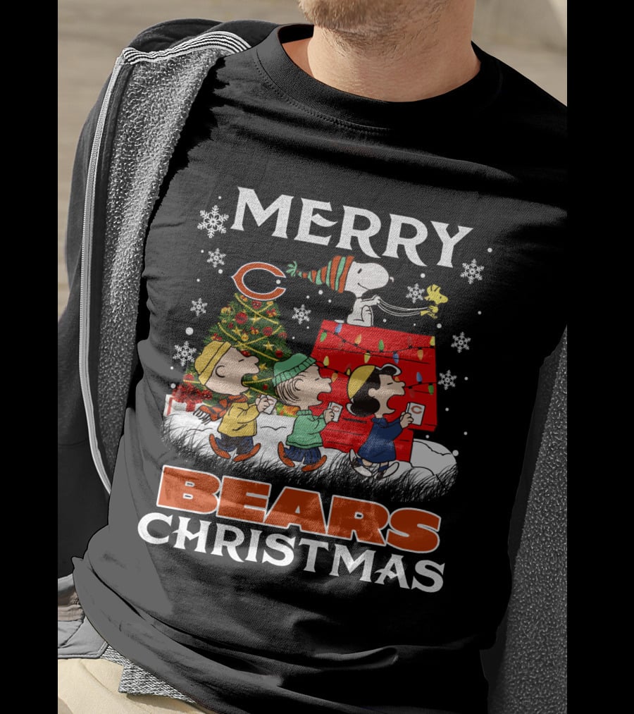 Chicago Bears Snoopy Merry Christmas Peanuts Holiday T-Shirt