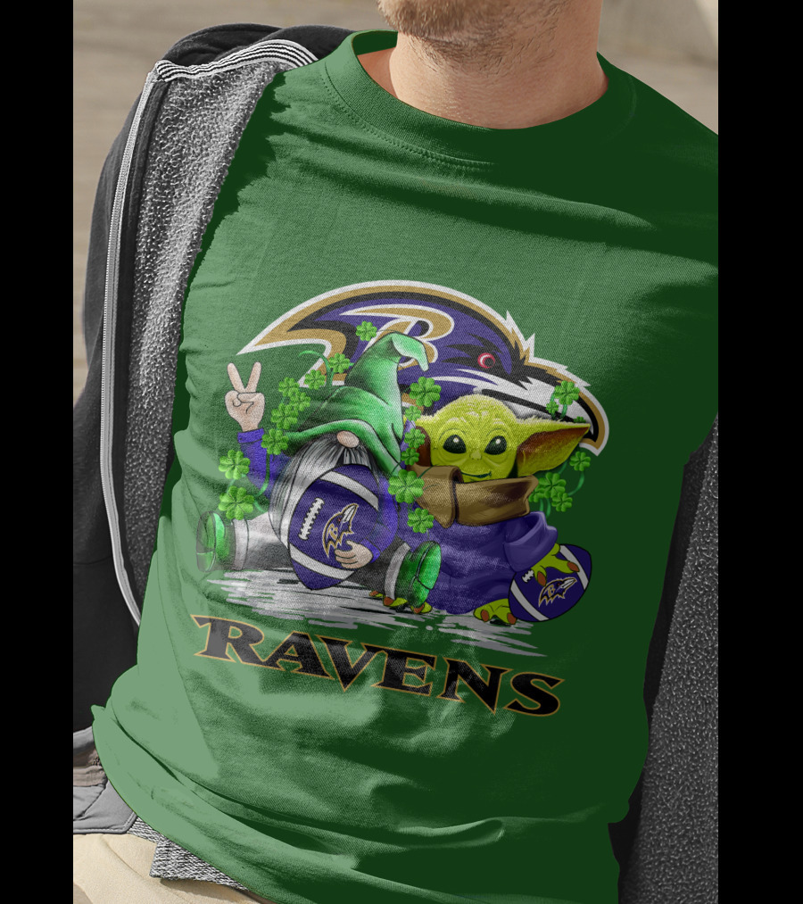 Baltimore Ravens St. Patrick's Day Football Gnome And Baby Alien With Shamrocks T-Shirt
