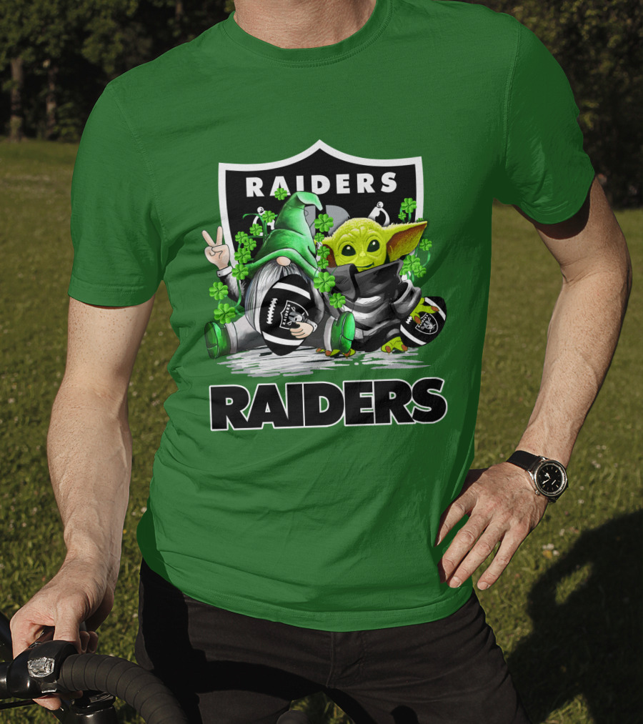 Raiders St. Patrick’s Day Football Gnome And Baby Alien With Clover Footballs T-Shirt