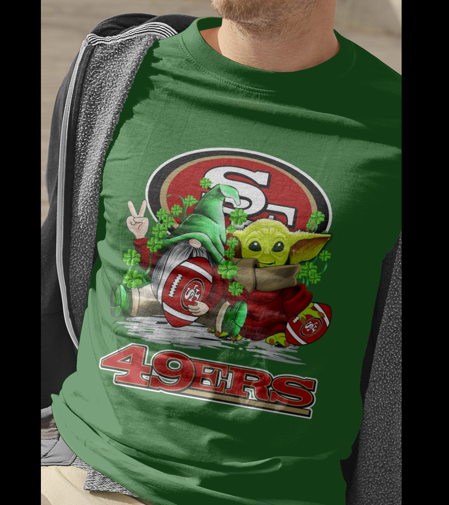 San Francisco 49ers Football St. Patrick's Day Gnome And Baby Yoda 49ers T-Shirt