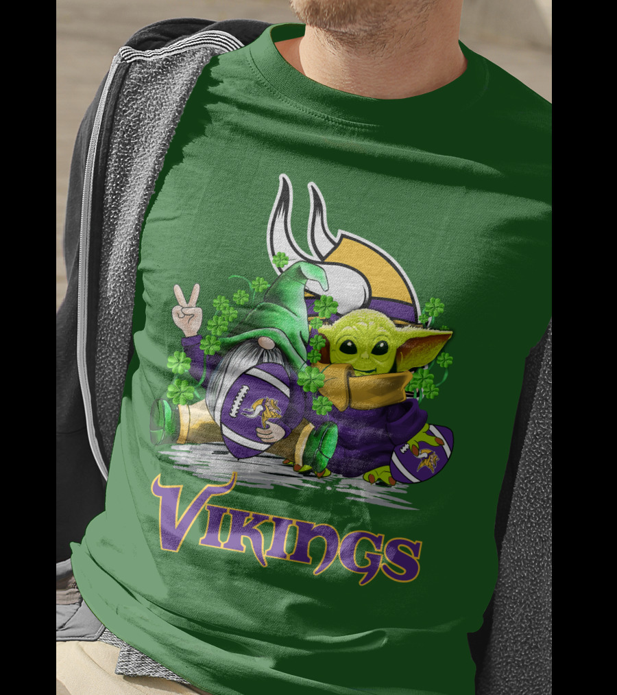 Vikings St. Patrick's Day Gnome And Green Alien With Football T-Shirt