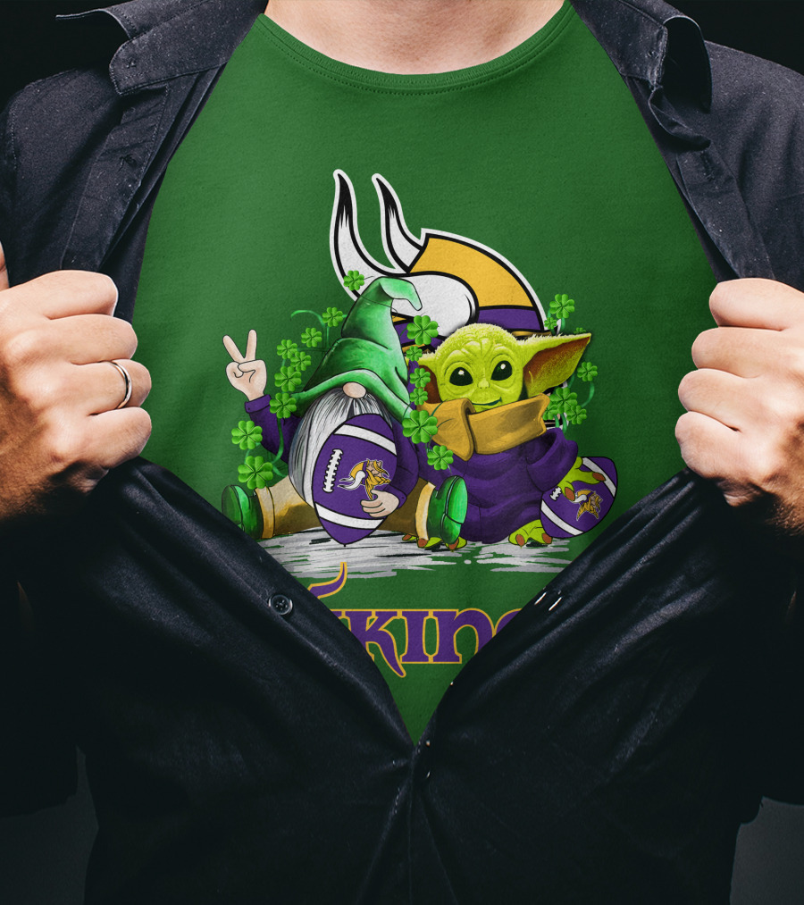 Vikings St. Patrick's Day Gnome And Green Alien With Football T-Shirt