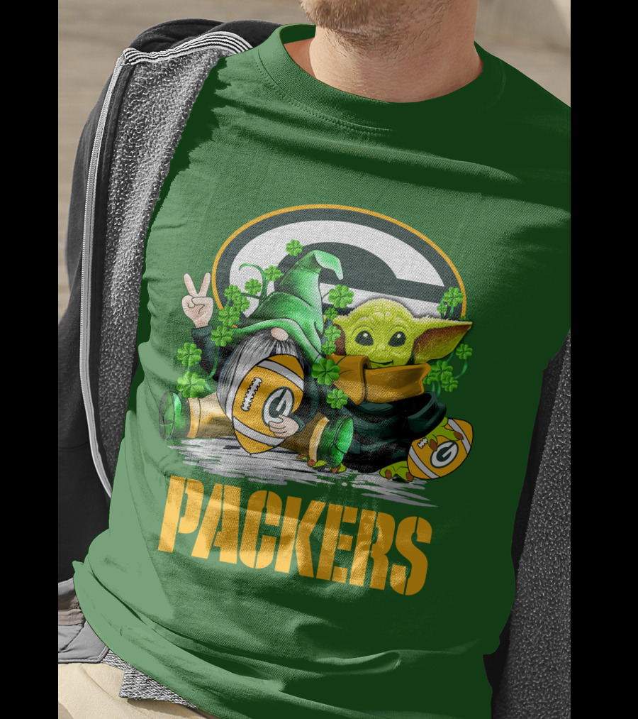 Green Bay Packers Shamrock Gnome And Alien Football St. Patrick's Day T-Shirt