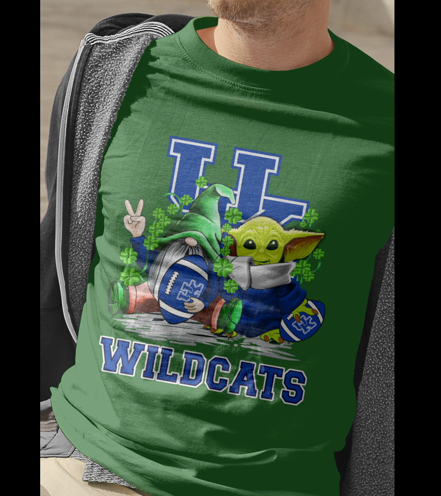 Kentucky Wildcats Football St. Patrick’s Day Shamrock Gnome And Green Alien T-Shirt
