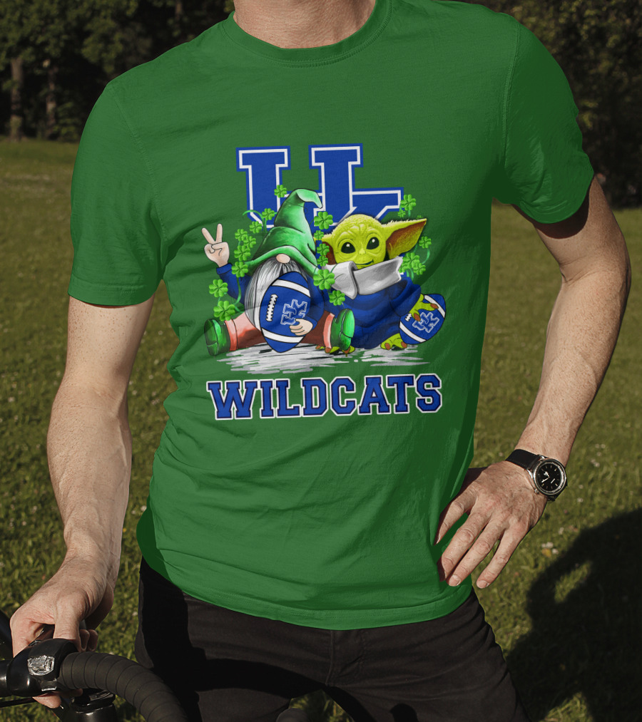 Kentucky Wildcats Football St. Patrick’s Day Shamrock Gnome And Green Alien T-Shirt