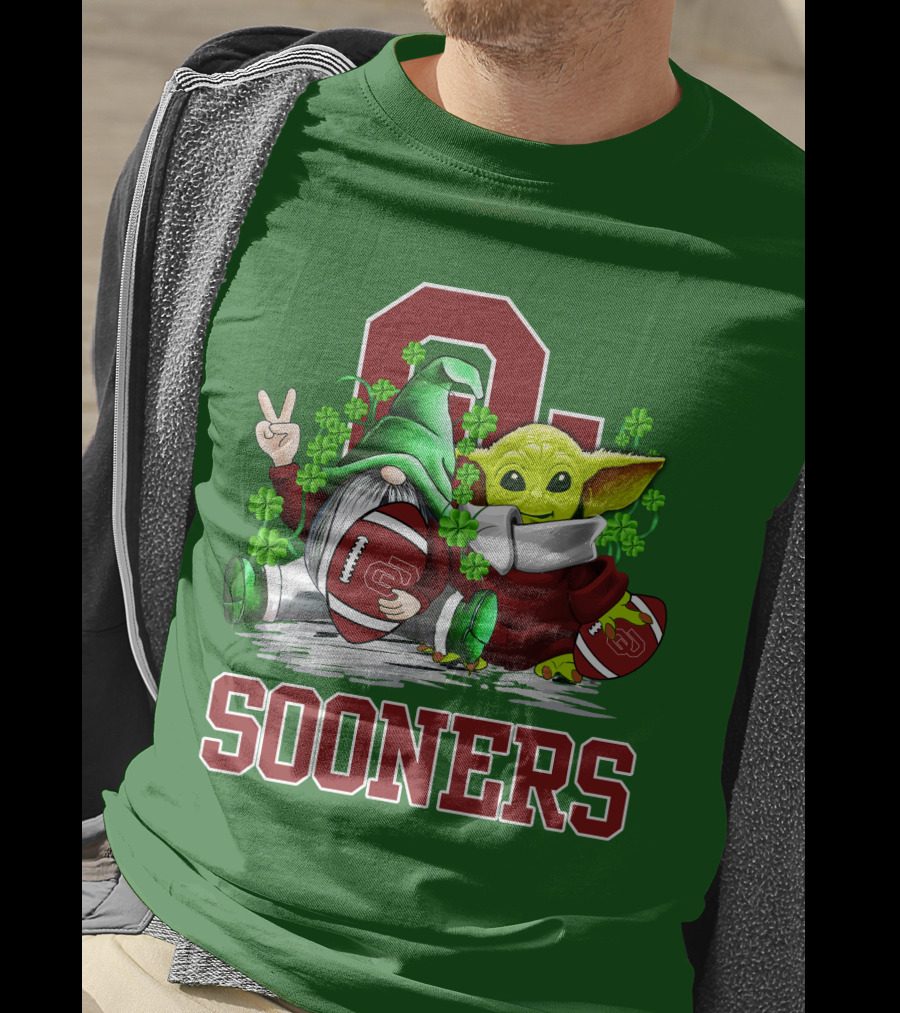 Oklahoma Sooners St. Patrick's Day Football Gnome And Alien T-Shirt