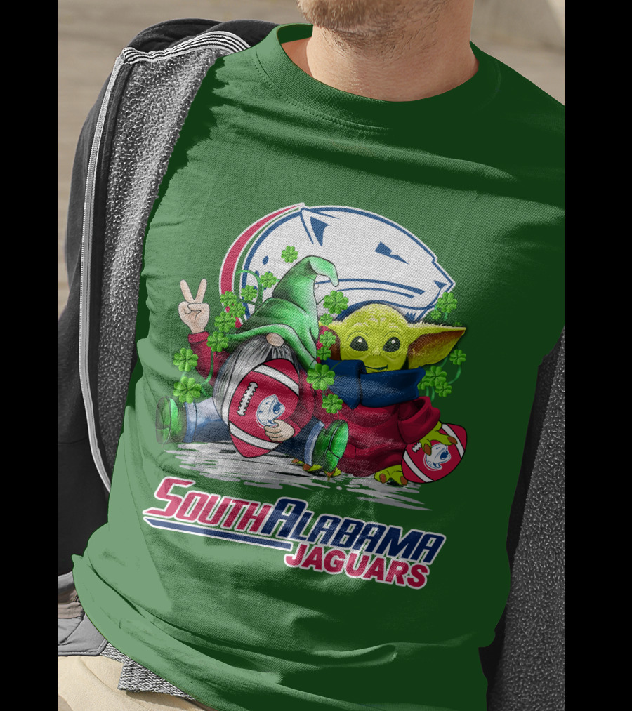 South Alabama Jaguars Football St. Patrick's Day Gnome And Baby Alien With Shamrocks T-Shirt