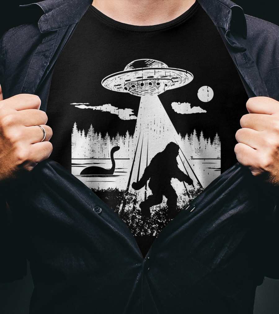 Bigfoot Abduction By UFO With Lake Monster And Full Moon T-Shirt