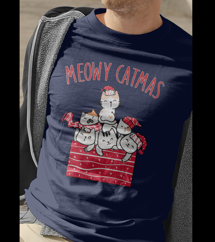 Meowy Catmas Cute Kawaii Anime Christmas Cats T-Shirt