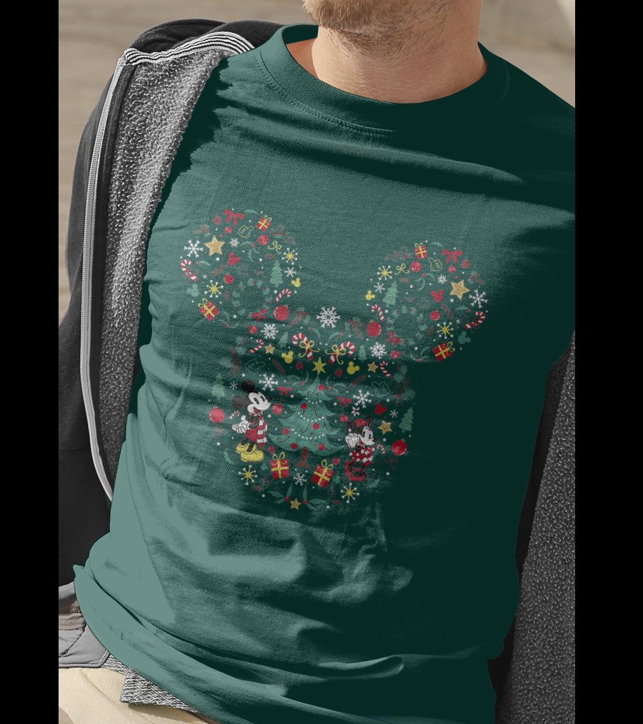 Disney Mickey And Minnie Christmas Tree Wreath Holiday Mashup T-Shirt