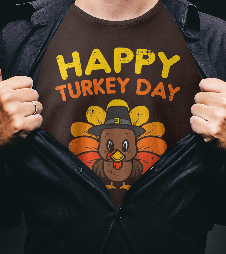 Happy Turkey Day Cute Thanksgiving Pilgrim Turkey T-Shirt
