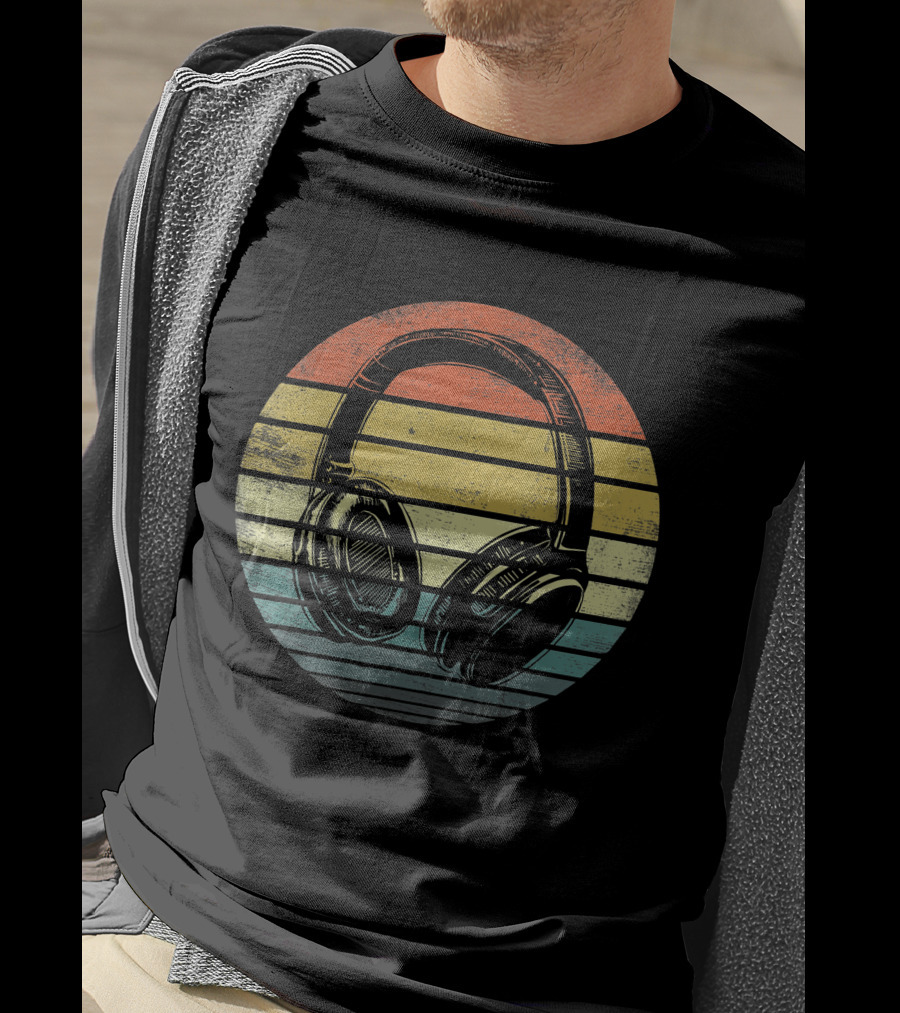 Music Lover Producer DJ Retro Headphones T-Shirt