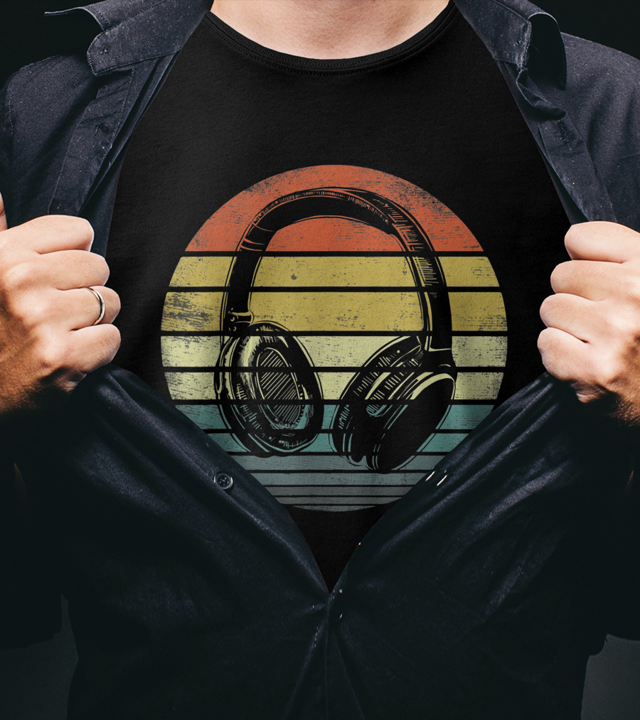 Music Lover Producer DJ Retro Headphones T-Shirt