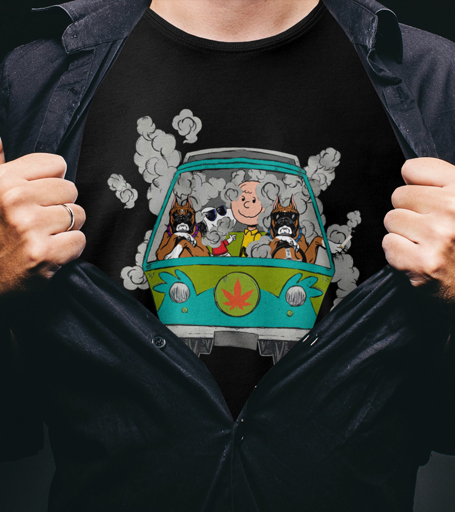 Boxer Ds0 Charlie Brown Snoopy Mystery Machine Crossover T-Shirt