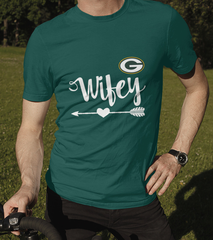 Wifey Green Bay Packers Arrow Heart T-Shirt