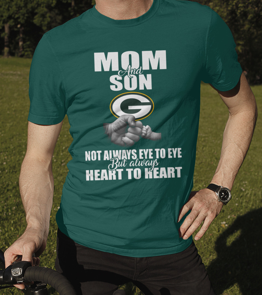 Green Bay Packers Mom And Son Not Always Eye To Eye But Always Heart To Heart T-Shirt
