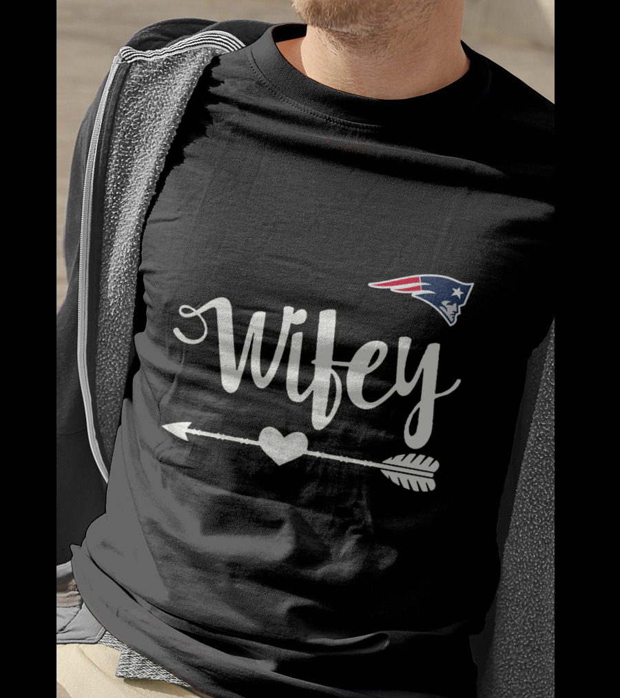 Wifey New England Patriots T-Shirt
