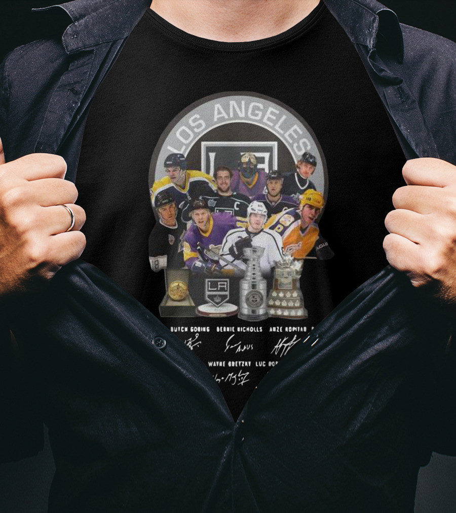 Los Angeles Kings Legends With Player Signatures And Iconic Hockey T-Shirt