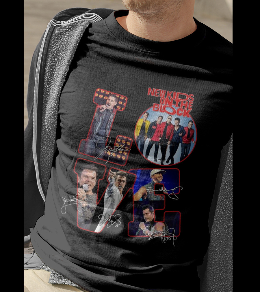 LOVE New Kids On The Block Signatures Group Photo Collection T-Shirt