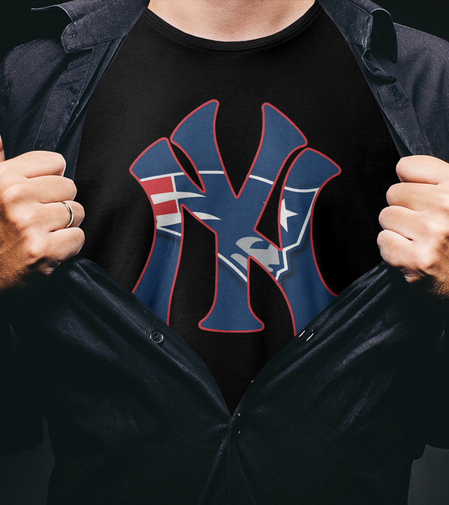 New York Yankees New England Patriots Logo Fusion T-Shirt