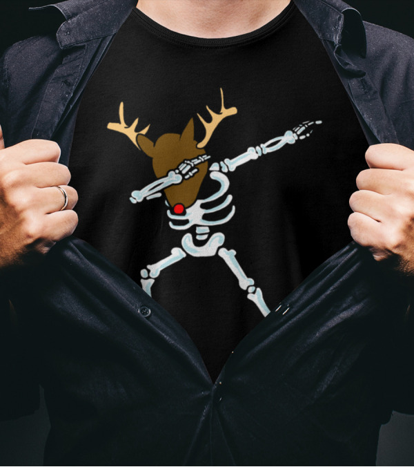 Dabbing Skeleton Reindeer Antlers Rudolph Nose T-Shirt