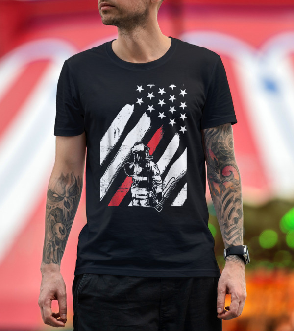 Premium T-Shirt: Firefighter with American Flag and Thin Red Line T-Shirt Firefighter with American Flag and Thin Red Line T-Shirt