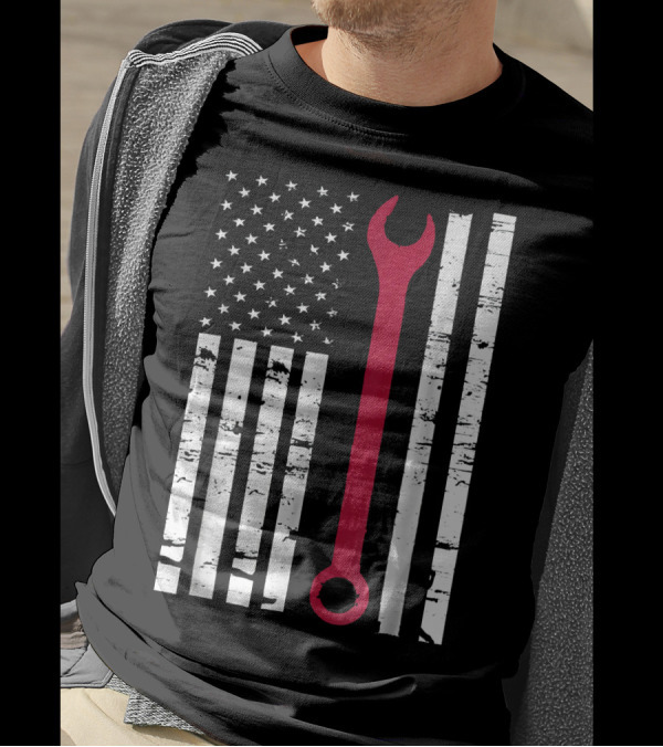 American Flag With Red Wrench Engineer Auto Mechanic T-Shirt