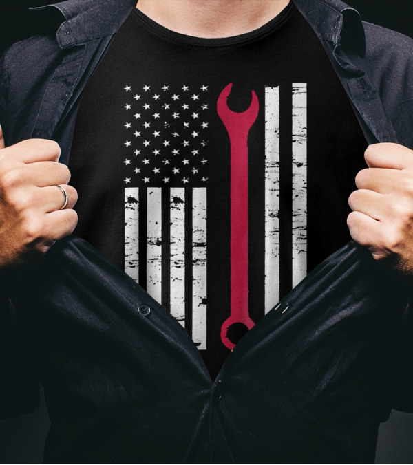 American Flag With Red Wrench Engineer Auto Mechanic T-Shirt