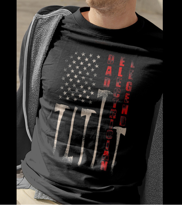 Dad Electrician Legend Distressed Flag T-Shirt