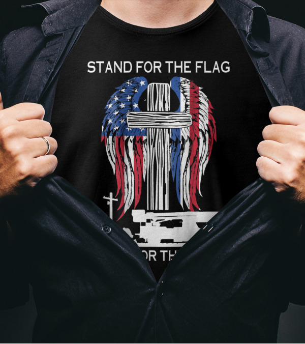 STAND FOR THE FLAG KNEEL FOR THE CROSS LINEMAN FLAG AND CROSS T-Shirt