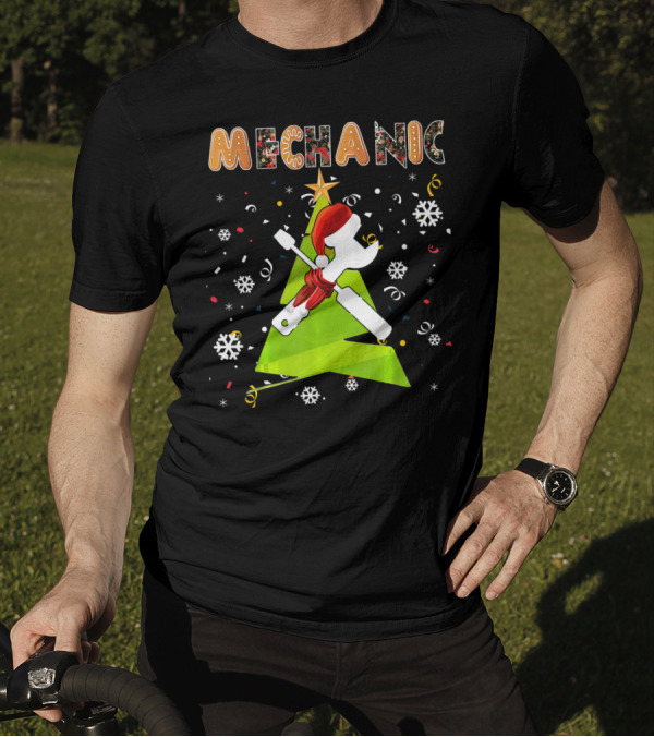Mechanic Christmas Tree Santa Hat Gingerbread Snowflakes T-Shirt