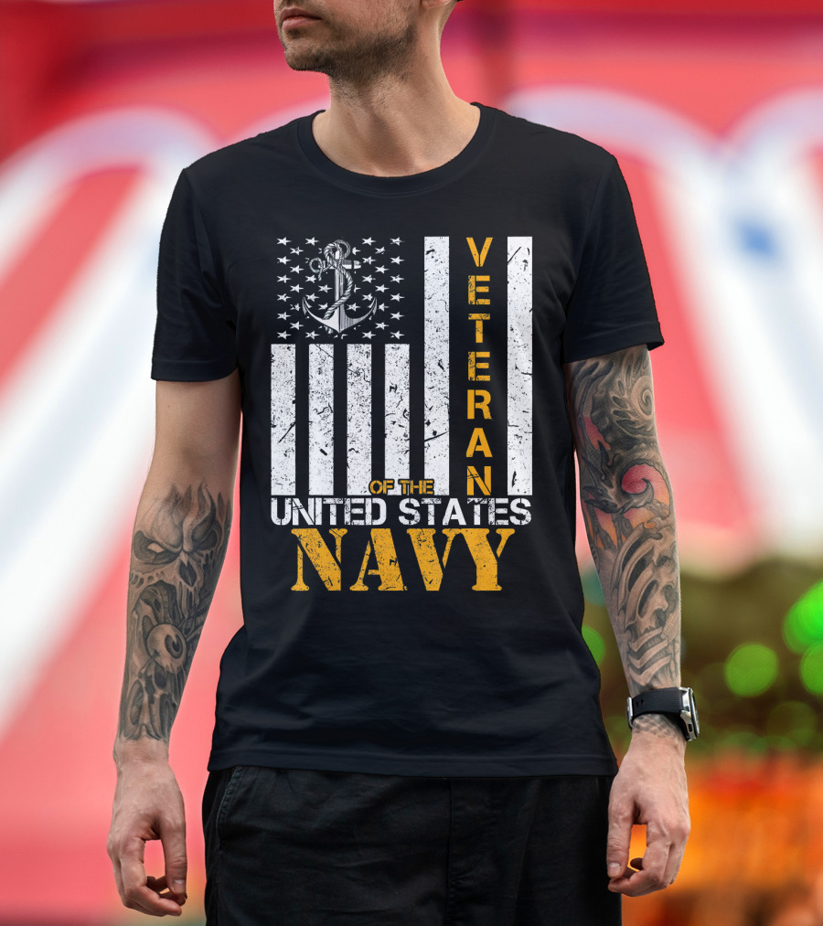 Veteran Of The United States Navy American Flag Anchor T-Shirt