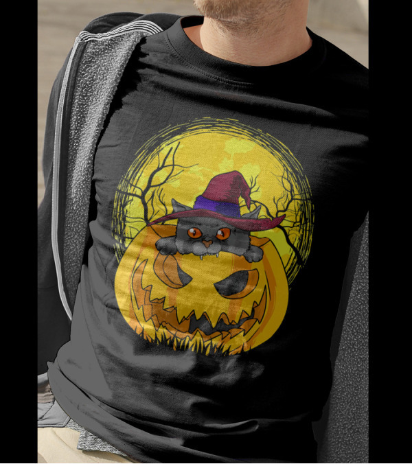 Cute Kitten In Pumpkin With Witch Hat And Fangs On Spooky Halloween Night T-Shirt