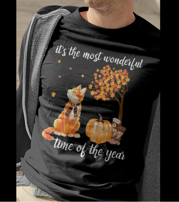 It's The Most Wonderful Time Of The Year Maine Coon Fall Pumpkin Tree Coffee Books T-Shirt