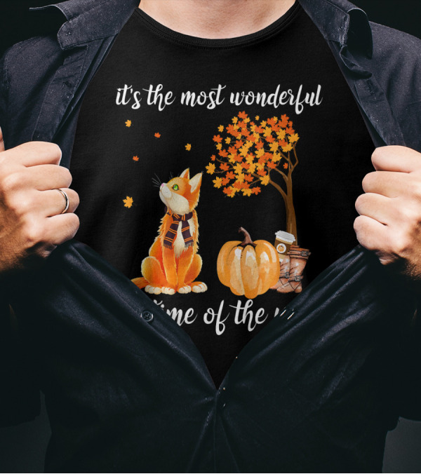 It's The Most Wonderful Time Of The Year Maine Coon Fall Pumpkin Tree Coffee Books T-Shirt