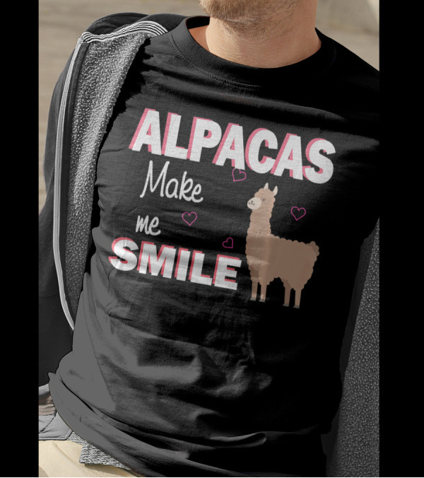 Alpacas Make Me Smile Cute Alpaca With Hearts T-Shirt