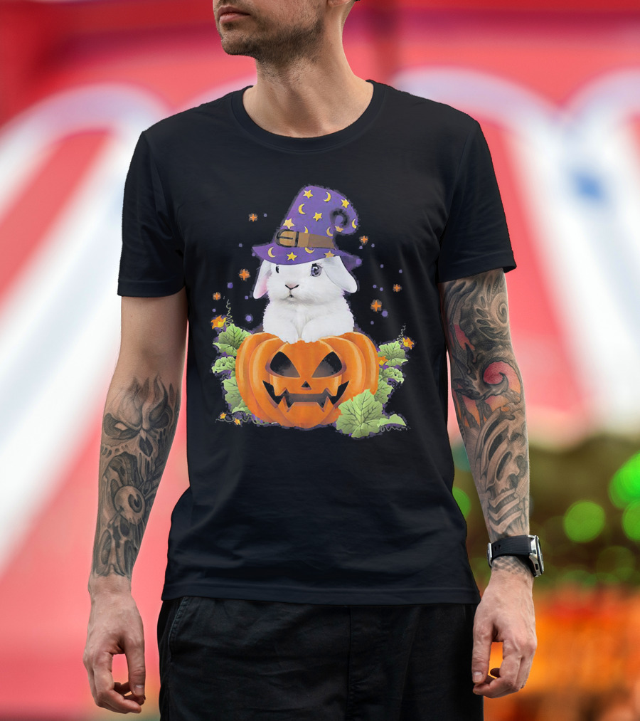 Halloween Witch Hat Rabbit on Carved Pumpkin Trick or Treat T-Shirt