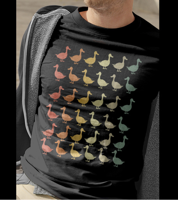 Goose Style Vintage Retro Geese Multicolor T-Shirt
