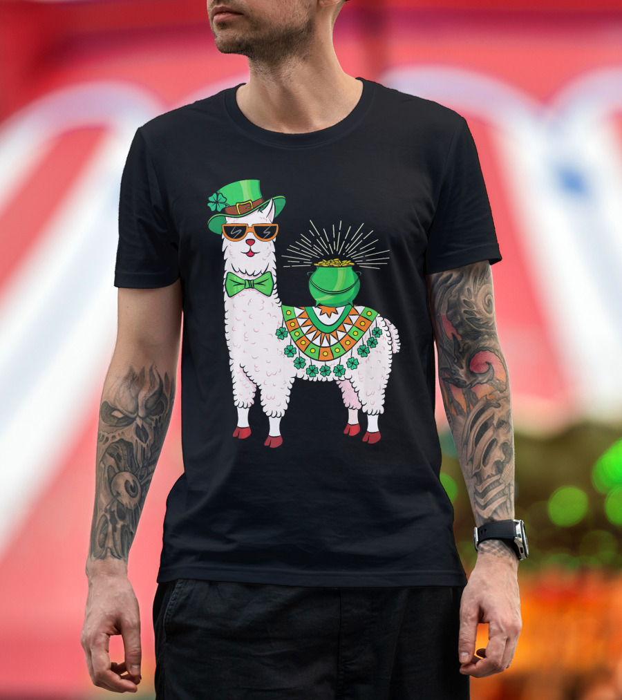 Llama St Patricks Day Leprechaun Pot of Gold and Clover T-Shirt