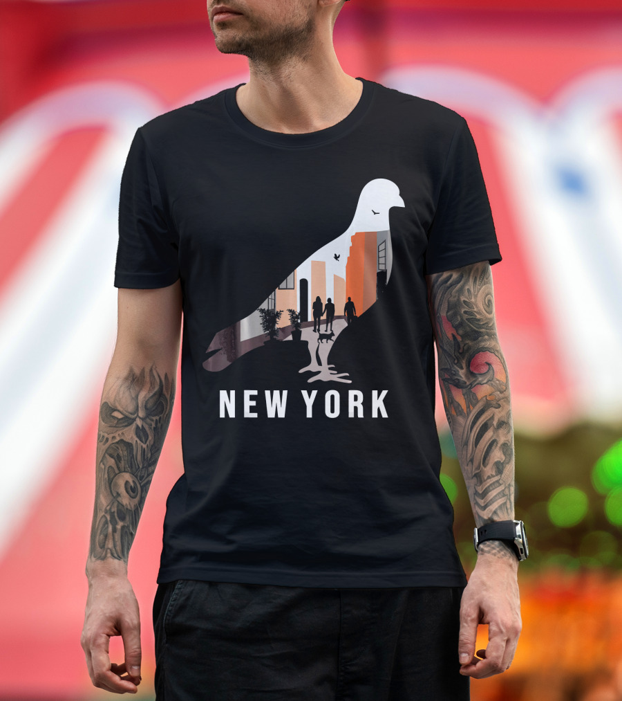 NEW YORK CITY MANHATTA PIGEON T-Shirt