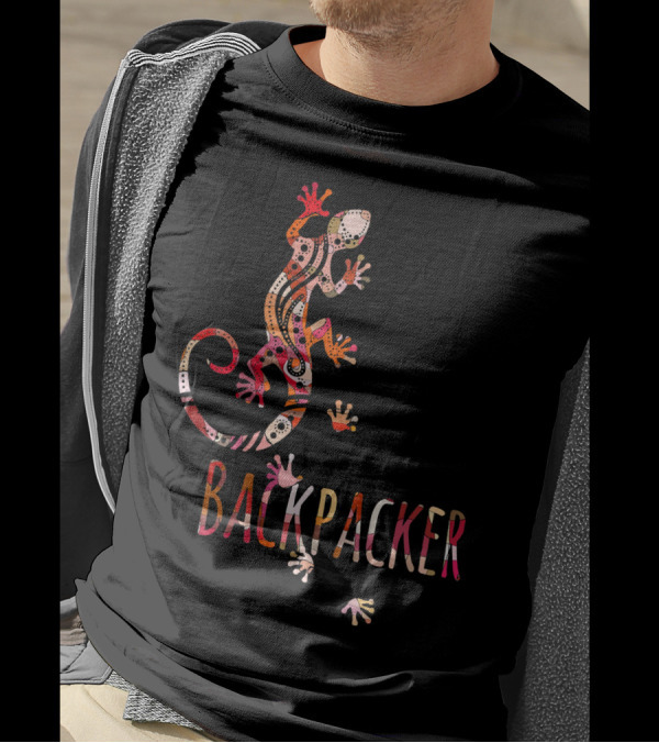Backpacker Colorful Ethno Gecko T-Shirt