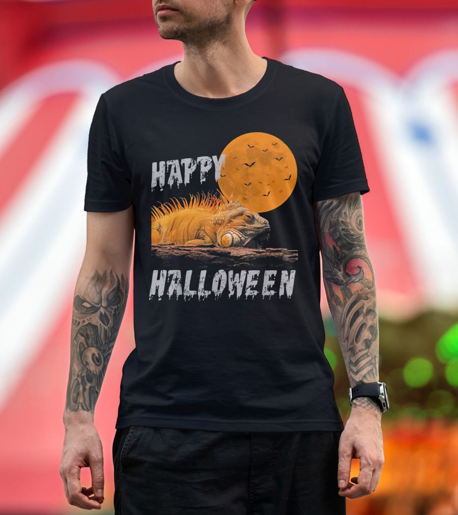 Happy Halloween Iguana with Full Moon and Bats T-Shirt