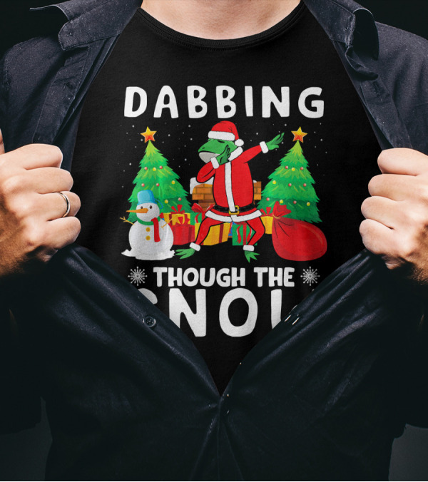 Dabbing Frog Santa With Snowman And Christmas Trees Through The Snow T-Shirt