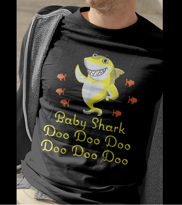 Baby Shark Doo Doo Doo Doo Doo Doo Dancing Yellow Shark Fun T-Shirt