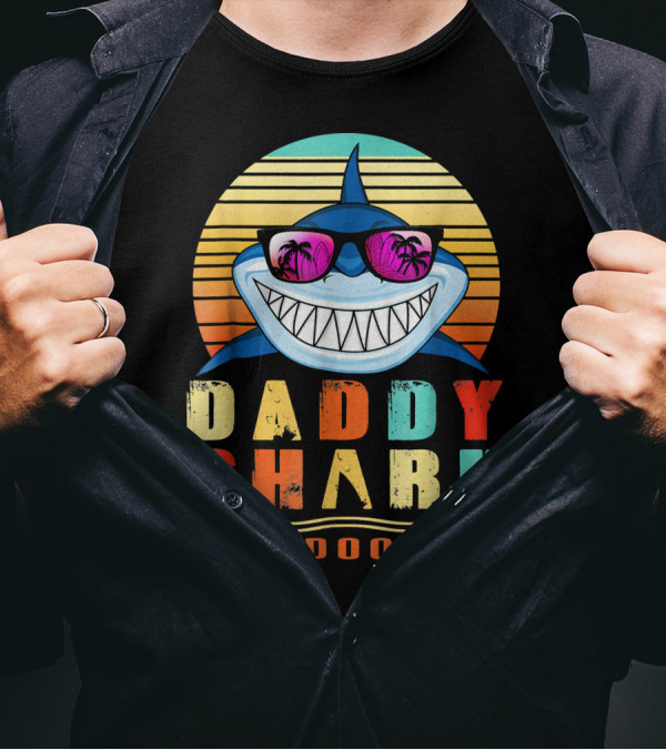 Daddy Shark Doo Doo Doo Retro Sunglasses Palm Trees T-Shirt